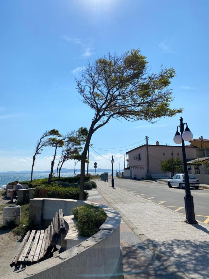 Private Super Apartments By Sea In Apart Hotel ! Pomorie Buitenkant foto
