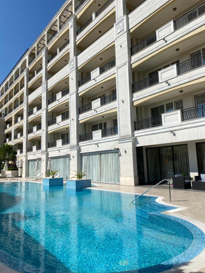 Private Super Apartments By Sea In Apart Hotel ! Pomorie Buitenkant foto