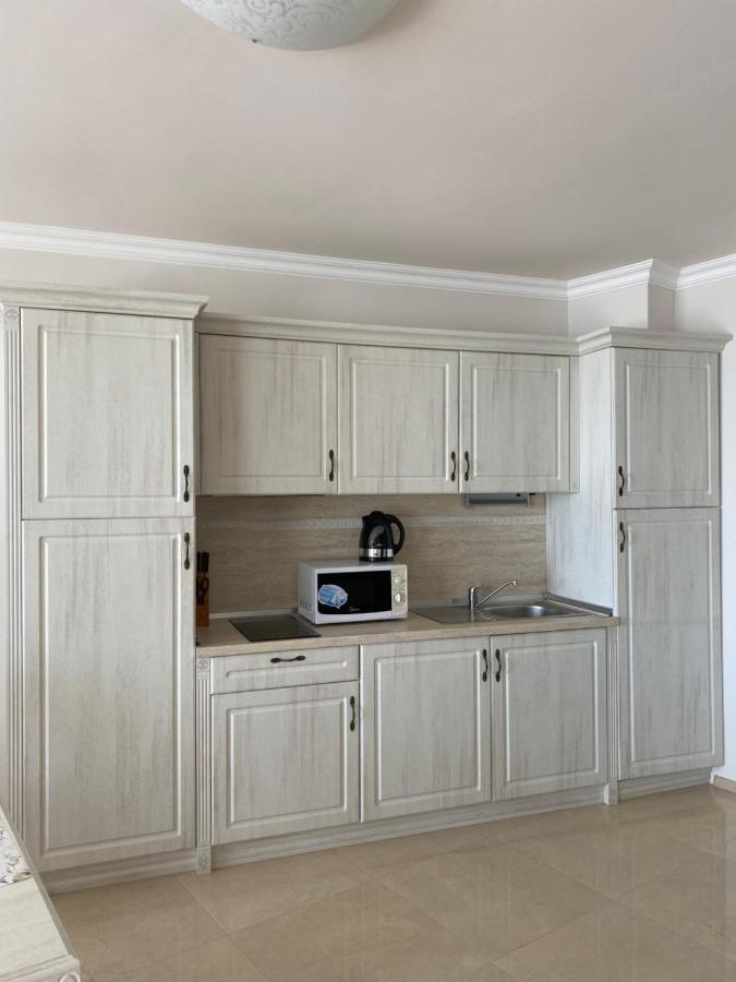 Private Super Apartments By Sea In Apart Hotel ! Pomorie Buitenkant foto